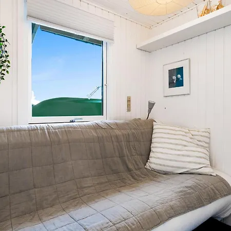 3 Bedroom Awesome In Juelsminde Sonderby (Midtjylland)